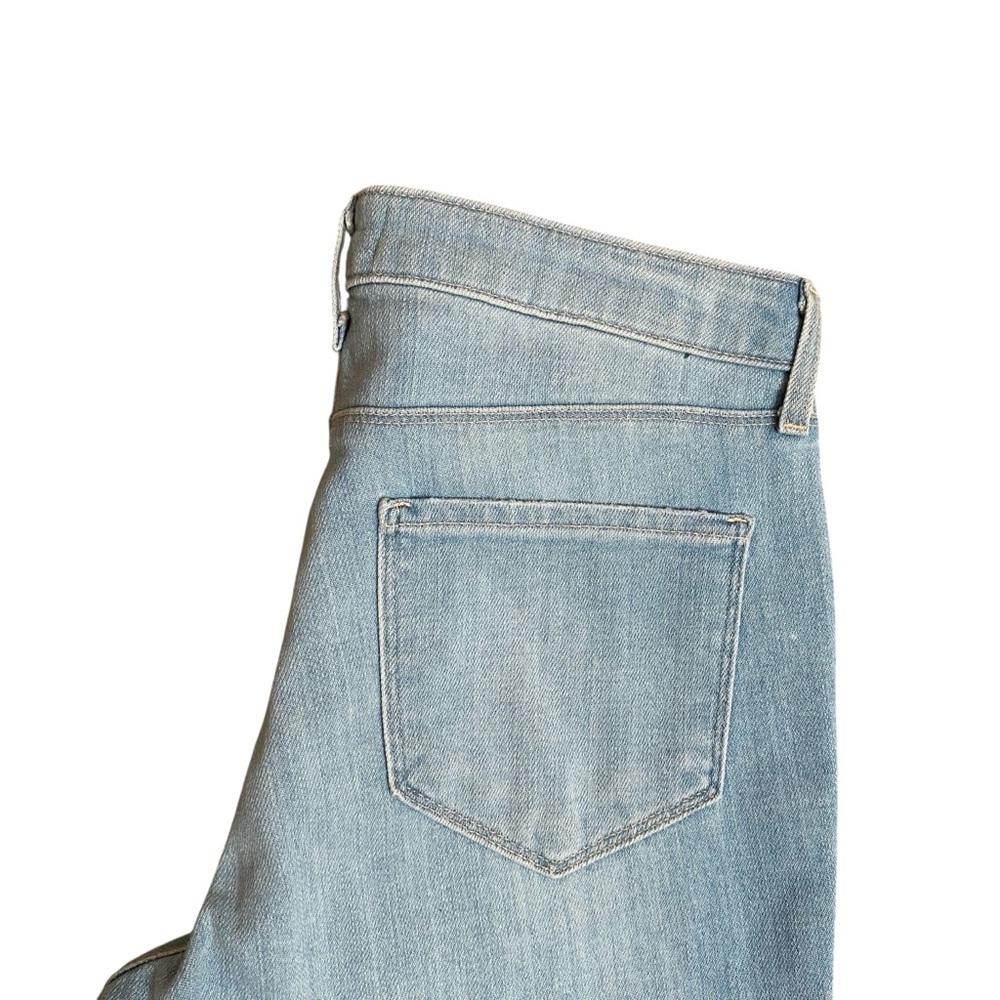 L’AGENCE Sera High Rise Flare Jeans 27 Blue Cloud Light Wash Raw Hem - Picture 9 of 15